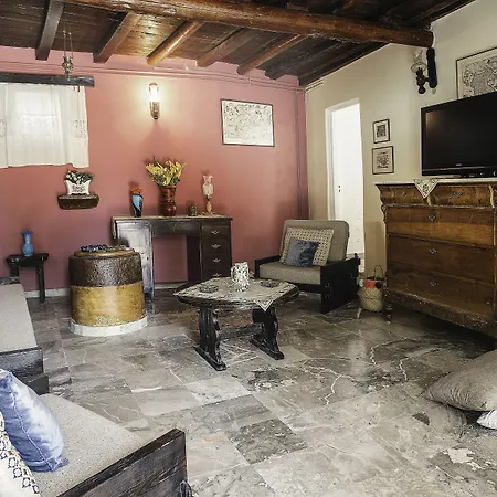 ηouse 1910 By Zante Plaza * Katastárion